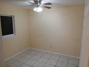 5144-5146 28th St SW in Lehigh Acres, FL - Building Photo - Building Photo