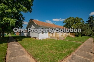 292 Hadley Rd in La Porte, IN - Building Photo - Building Photo