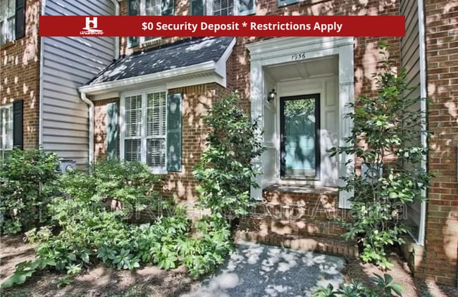 property at 1936 Ivy Glen Dr