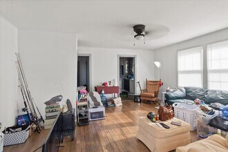 527 Maple St in Lewisburg, TN - Foto de edificio - Building Photo