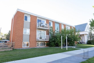 Mainstreet on 124th in Edmonton, AB - Building Photo - Building Photo