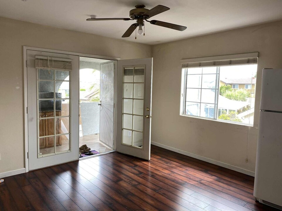 8701 Bel Air Cir in Westminster, CA - Building Photo