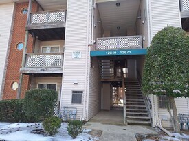 12851 Daybreak Cir in Newport News, VA - Building Photo