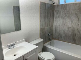 412 N St in Merced, CA - Building Photo