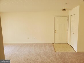 7502 Calderon Ct in Alexandria, VA - Building Photo - Building Photo