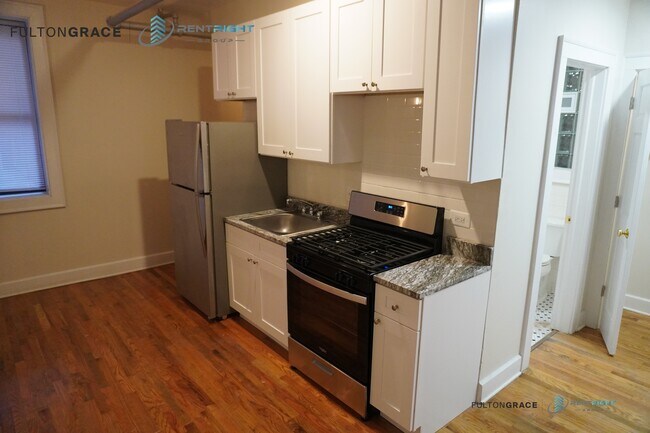 1700-1710 W Albion in Chicago, IL - Foto de edificio - Building Photo