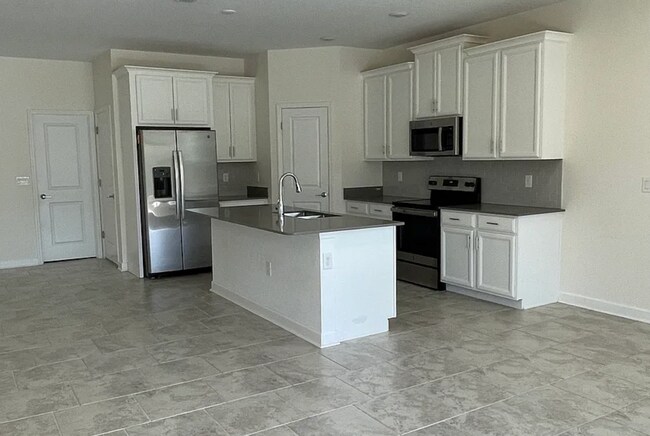 6318 Lakepine St in St. Cloud, FL - Building Photo - Building Photo