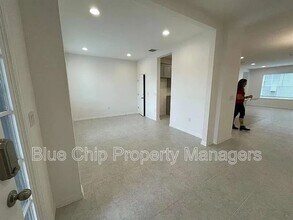 6322 Goldcoast Ave in Apollo Beach, FL - Building Photo - Building Photo