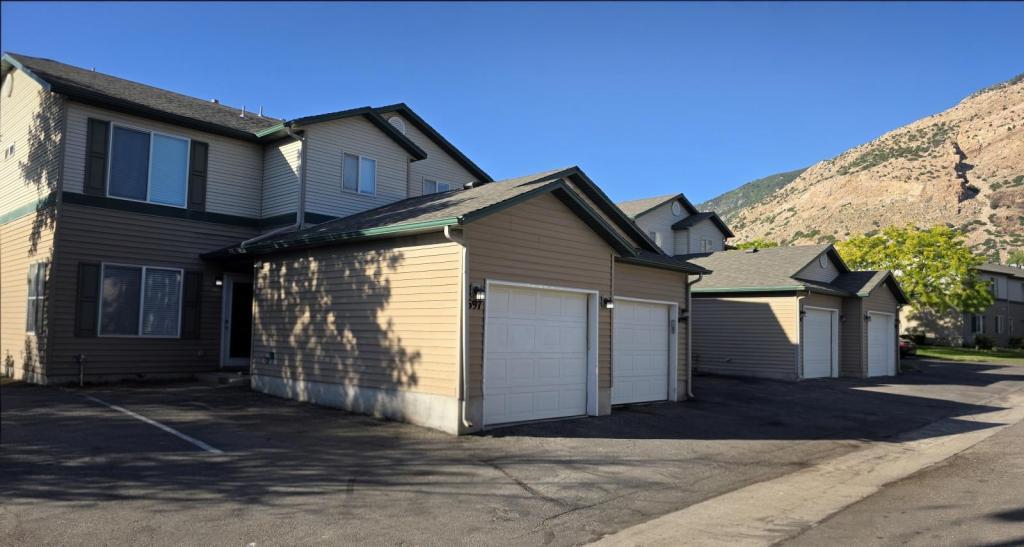 699 N Gramercy Ave in Ogden, UT - Building Photo