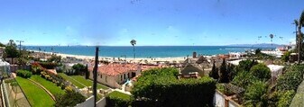 7103 Rindge Ave in Playa Del Rey, CA - Building Photo