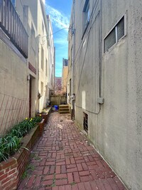 250 Fulton St photo'