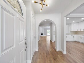13546 Wimbledon Dr in Sugar Land, TX - Building Photo - Building Photo