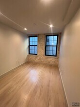 21 Avenue B in New York, NY - Building Photo - Building Photo