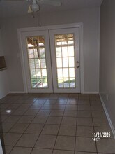 6113 NW Dearborn Ave in Lawton, OK - Building Photo - Building Photo