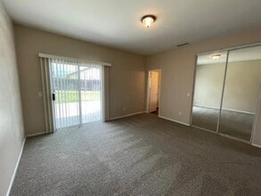12812 Westbury Dr in Moreno Valley, CA - Building Photo - Building Photo