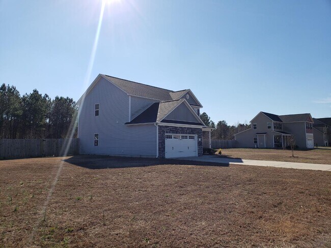 211 Rainmaker St in Linden, NC - Building Photo - Building Photo