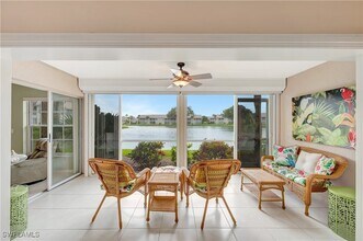 13061 Hamilton Harbour Dr, Unit R8 in Naples, FL - Foto de edificio - Building Photo