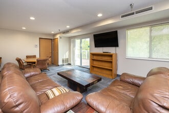 Trails Edge Apartments LLC in Faribault, MN - Foto de edificio - Interior Photo
