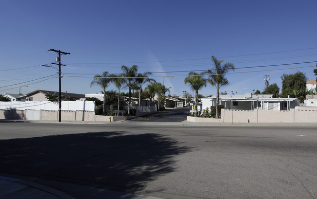 Escondido Terrace Mobile Home in Escondido, CA - Building Photo - Building Photo