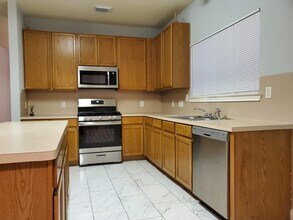 5722 Sonoma Ridge in Missouri City, TX - Building Photo - Building Photo