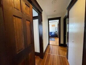 56 Hobson St, Unit 2 in Boston, MA - Building Photo - Building Photo