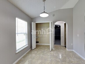 16918 Corner Hill Ct in Orlando, FL - Building Photo - Building Photo