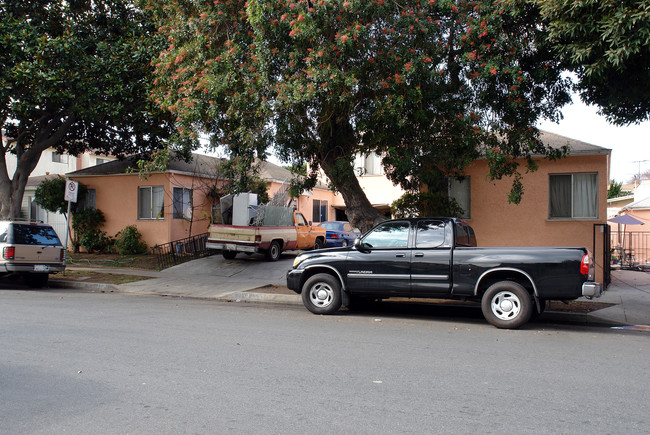 905 S Kenwood Ave in Inglewood, CA - Building Photo - Building Photo