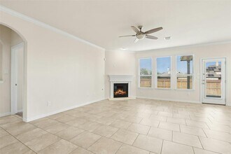 3132 Honey Peach Way in Pflugerville, TX - Building Photo - Building Photo