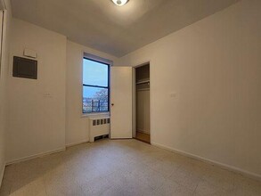 3950 Blackstone Ave in Bronx, NY - Building Photo - Building Photo