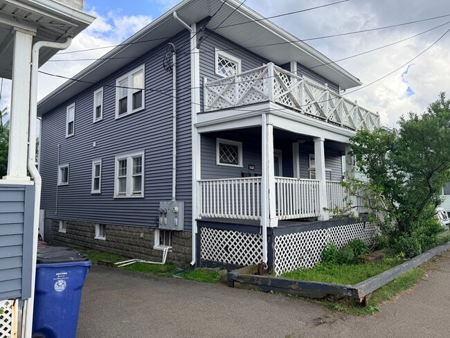 property at 1028 N Shore Rd