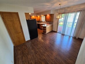 1133 N Howard Ave in Grand Island, NE - Building Photo - Building Photo