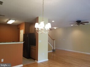 203 Brinley Dr in Pennington, NJ - Building Photo - Building Photo