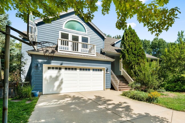 property at 5977 Scotswood Ct