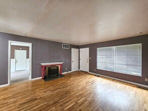 1722 147th Ave SE in Bellevue, WA - Building Photo - Building Photo