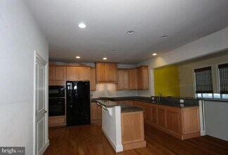 612 Samantha Ct in Annapolis, MD - Building Photo - Building Photo