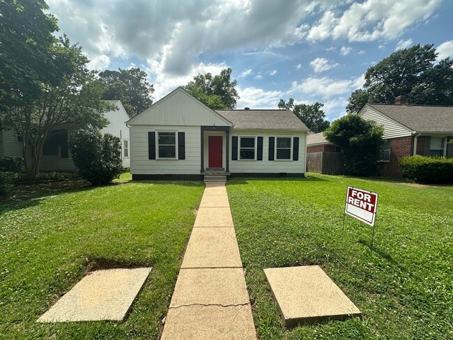 property at 91 W Lafayette Cir