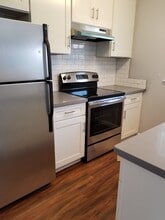 108 El Capitan Ln in Antioch, CA - Foto de edificio - Building Photo