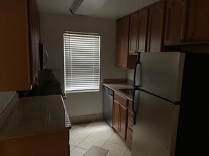 7209 Flower Ave, Unit Unit #6 in Takoma Park, MD - Building Photo - Building Photo