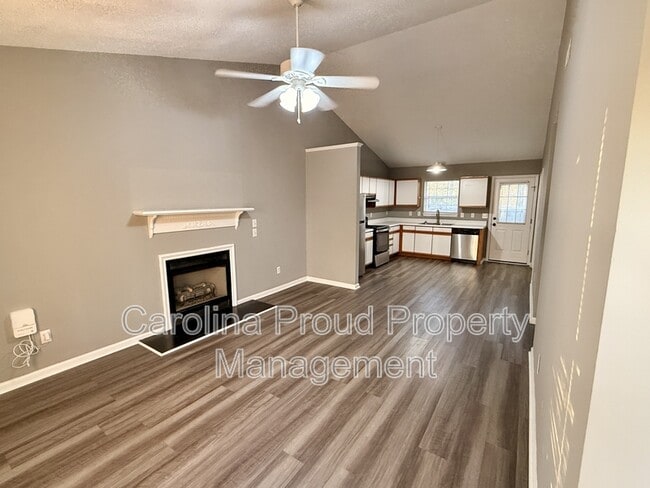 2708 Bluff View Dr in Greenville, NC - Building Photo - Building Photo