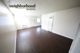 1429 E Cambridge Ave-Unit -A in Fresno, CA - Building Photo - Building Photo