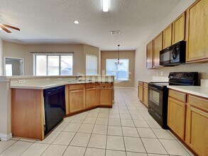 3108 Silverado Cir in Green Cove Springs, FL - Building Photo - Building Photo