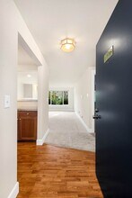 300 N 130th St in Seattle, WA - Building Photo - Building Photo