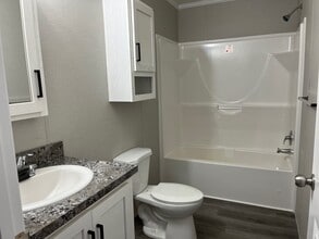 6 Canary Hill Dr in Orion Township, MI - Building Photo - Building Photo