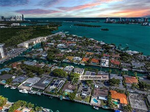 13100 Keystone Terrace in North Miami, FL - Building Photo - Building Photo