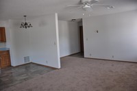 Peachtree Apartments in Webb City, MO - Foto de edificio - Interior Photo