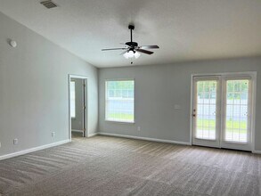 218 Royal Palms Ave in Kingsland, GA - Building Photo - Building Photo