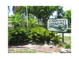 4164 Inverrary Dr in Lauderhill, FL - Building Photo