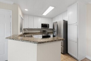 78650 Ave 42, Unit 1609 in Bermuda Dunes, CA - Building Photo