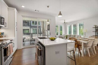 404 Pratt Dr SE in Atlanta, GA - Building Photo - Building Photo