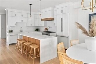 453 Albemarle Rd in Newton, MA - Building Photo - Building Photo